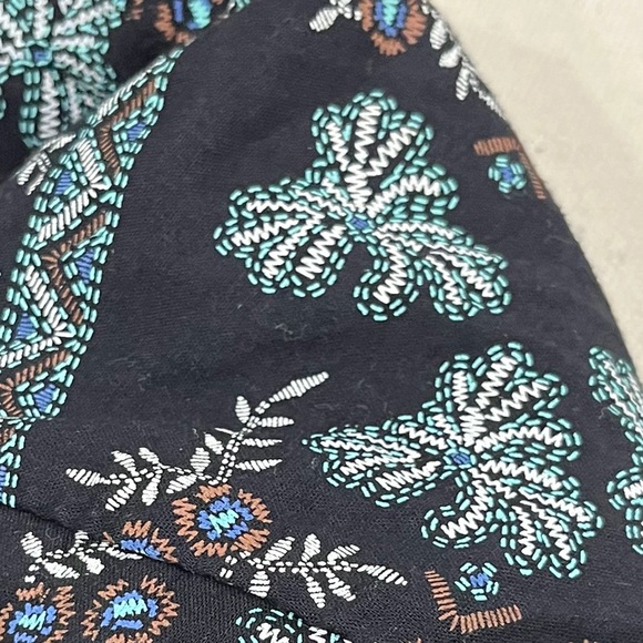 Lucky Brand Pull Over Cap Sleeve Black Top, Size Small - Picture 3 of 16